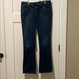 Vera Wang Jeans size 4, dark wash, boot cut